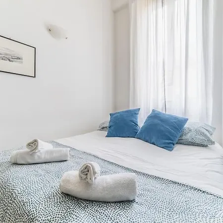 Trilocale Charme In Citta Studi Διαμέρισμα *